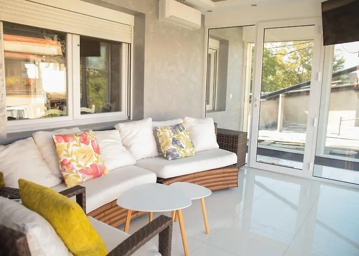 Apartamento Cookie Kolacic Blizu Aerodroma Nikola Tesla Dobanovci