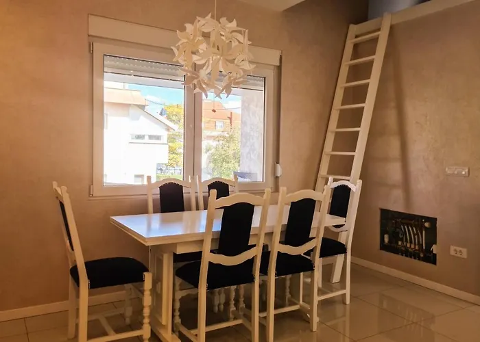 Cookie Kolacic Blizu Aerodroma Nikola Tesla Apartamento *